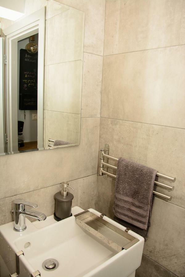 Apartamento Comfy Brand New Apt Near Acropolis Museum Atenas Exterior foto
